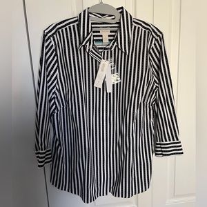 Chico’s size 2 (which is 10/12 women’s size) top.